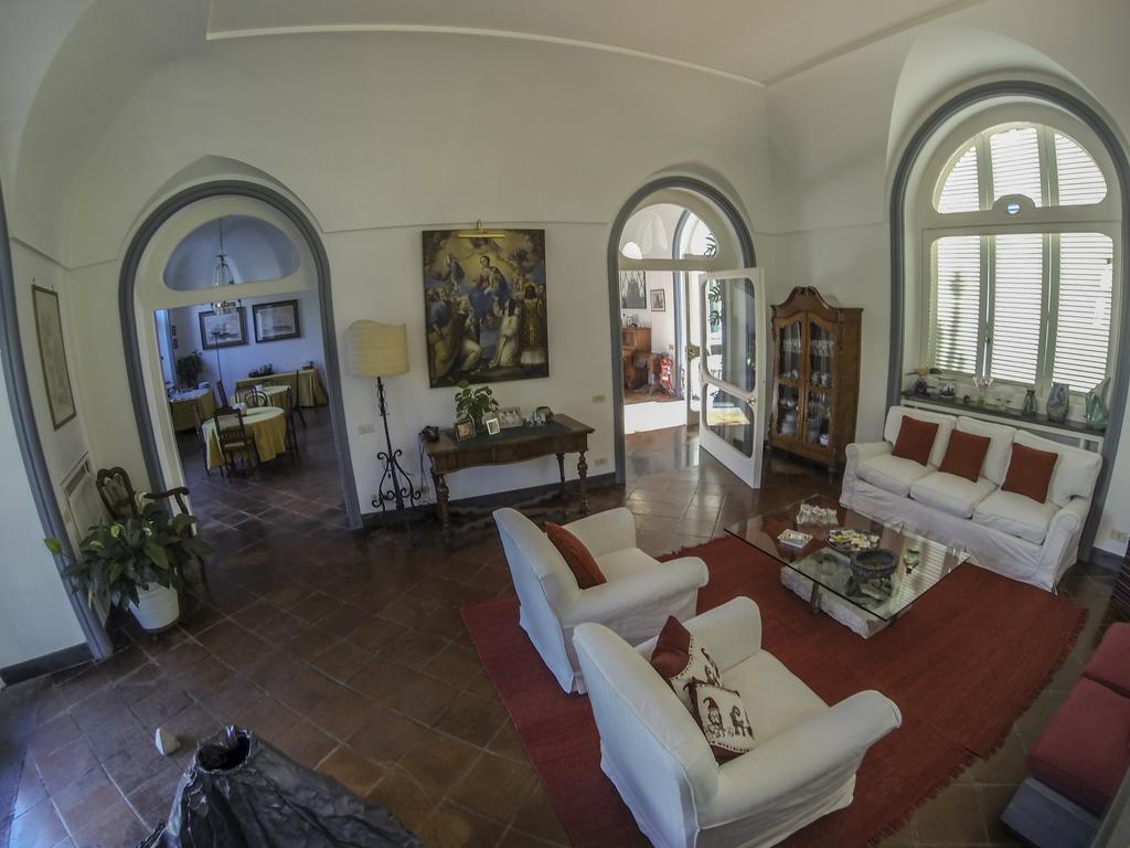 B&B Villa Ocsia Сан-Джорджо-а-Кремано Экстерьер фото